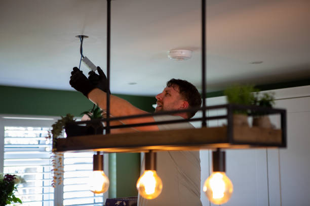 Best Circuit Breaker Repair  in Russell, KS